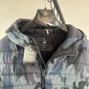 کاپشن مردانه طرح ارتشی پفی کلاه دار