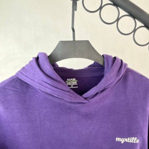 سویشرت بنفش ساده با طراحی minimal