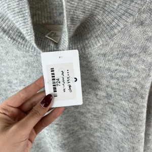 بافت یقه بلند زنانه