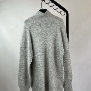 نمای پشت بافت زنانه