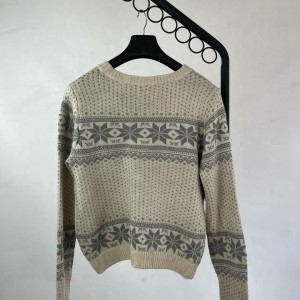 نمای پشت بافت زنانه کرم با طرح برفی برند FABIO DI FIRENZE