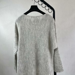 نمای پشت بافت زنانه راحت