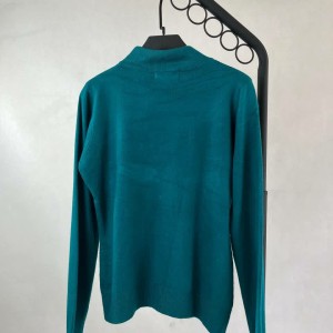 نمای پشت بافت زنانه سبز آبی