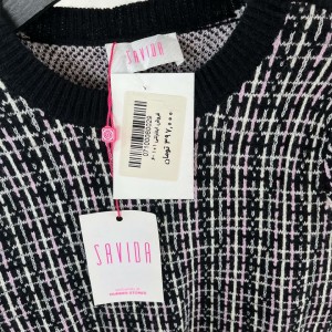 پولوشرت زنانه مشکی و سفید بافت زیگزاگ