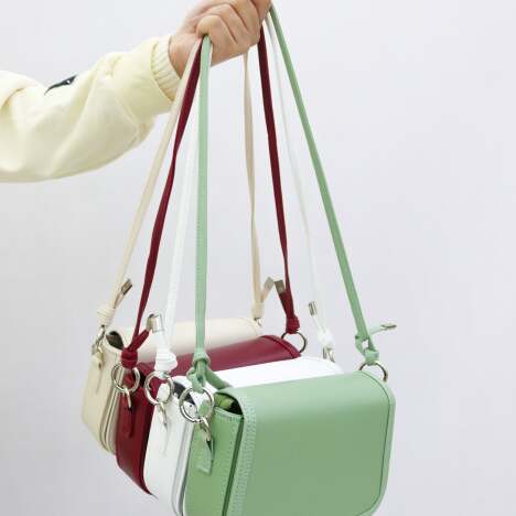 کیف دوشی آدام ADAM