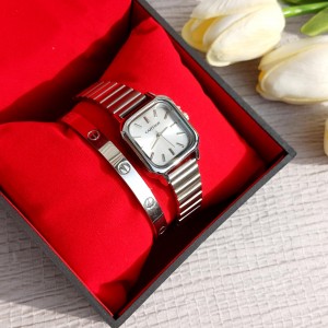 ساعت کارتیر مربعی CARTIER