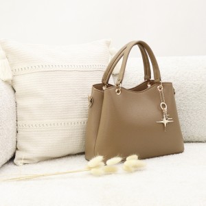 کیف دوشی کاملیا CAMELLIA