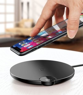 Baseus-Digital-LED-Display-Wireless-Charger-Desktop-Qi-Charger-with-VoltagePower-Display-(WXSX-01)-black-07