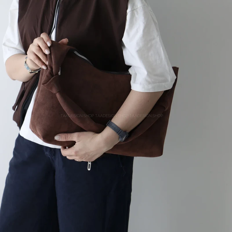 کیف زنانه بزرگ مدل رامیل جیر