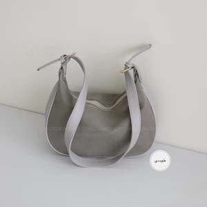 کیف زنانه دوشی مدل کمند جیر