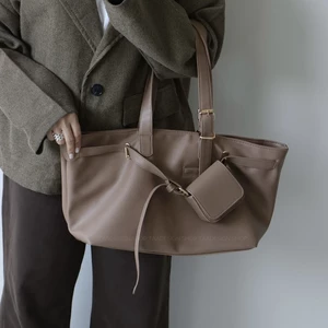 کیف زنانه بزرگ مدل گیسو