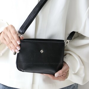 کیف زنانه دوشی مدل مرکا