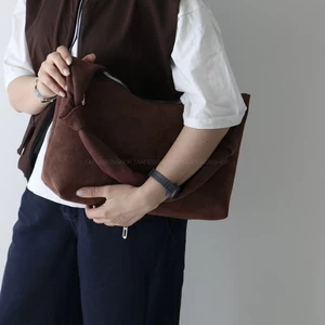 کیف زنانه بزرگ مدل رامیل جیر