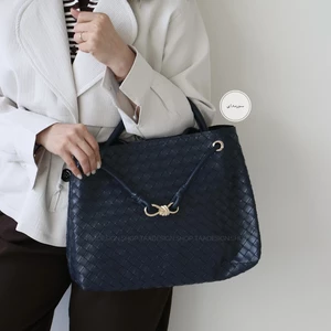 کیف زنانه بزرگ مدل بوسار