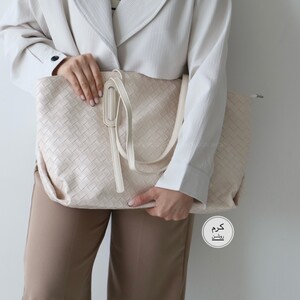 کیف زنانه بزرگ دانشجویی مدل راحل خشتی