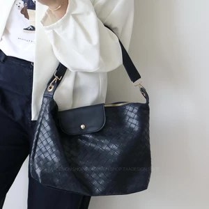 کیف زنانه بزرگ مدل نیلو