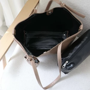 کیف زنانه بزرگ مدل کلارا