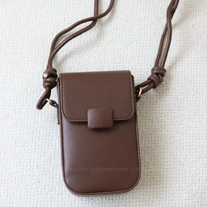 کیف  دوشی - پاسپورتی زنانه مدل کارولینا