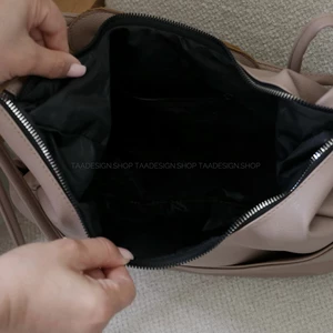 کیف زنانه بزرگ مدل لیام