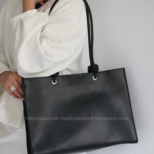 کیف زنانه بزرگ مدل فیونا