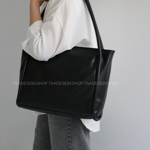 کیف دوشی زنانه مدل شایکا