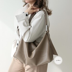 کیف بزرگ زنانه مدل آذرین