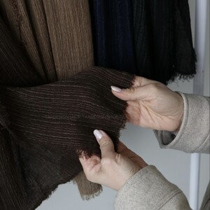 شال حصیری راه راه  مدل بابونه