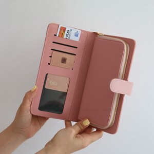 کیف پول و جاکارتی آریانا