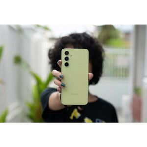 گوشی موبایل سامسونگ مدل Galaxy A54 5G دو سیم کارت ظرفیت 256 گیگابایت و رم 8 گیگابایت - ویتنام/پلمپ و آکبند