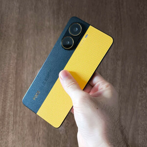 گوشی موبایل شیائومی مدل Poco X7 Pro دو سیم کارت ظرفیت 256 گیگابایت و رم 12 گیگابایت - پک گلوبال