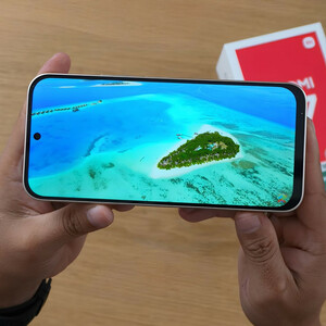 گوشی موبایل شیائومی مدل Redmi A7 Pro 5G ظرفیت 64 گیگابایت و رم 4 گیگابایت