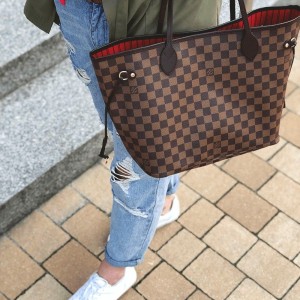 LV