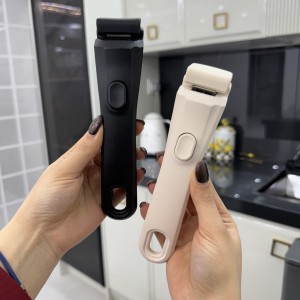 دستگیره‌های جداشدنی همه‌کاره برای قابلمه، ماهیتابه و ماهیتابه‌های سرخ‌کردنی