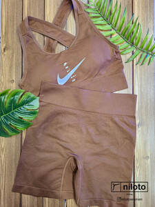 ست نیم تنه شورتک سیملس نایک (4)