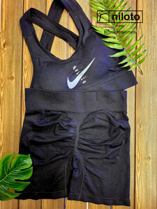 ست نیم تنه شورتک سیملس نایک (5)