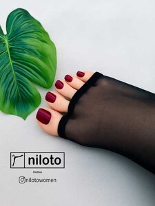 جوراب-شلواری-شیشه-ای-دکلته1