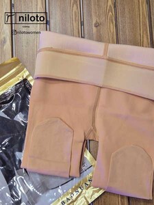 جوراب-شلواری-داخل-کرک-کرم-(1)