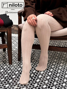 جوراب شلواری بافت گندمی (2)