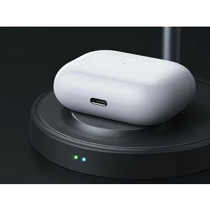 شارژر بی سیم مگنتی رومیزی 15 وات و پایه نگهدارنده موبایل و فن خنک کننده مک دودو Mcdodo Desktop Magnetic Radiator Wireless Charger CH-2151