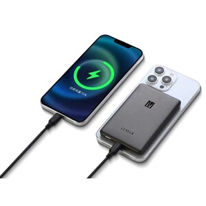 شارژر همراه مغناطیسی 15 وات و تایپ سی 20 وات لِوِلو