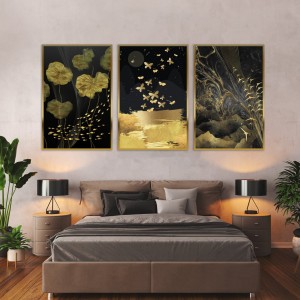 تابلو طبیعت طلایی؛ رقص پروانه‌ها در سکوت شب