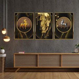 تابلو اسب و پر؛ آزادی در قاب طلایی