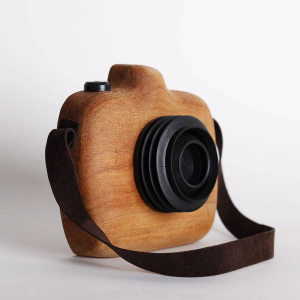 دکوری چوبی دوربین