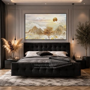 تابلو-دکوراتیو-افقی-طرح-درخت-شکوفه-و-ماه-طلایی-بالای-تخت-خواب-مشکی-در-اتاق-خواب-مدرن-با-نورپردازی-ملایم