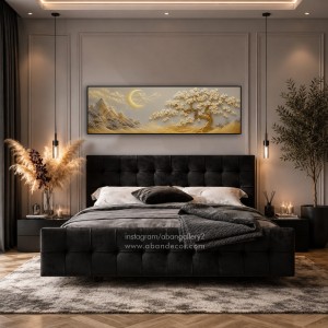 تابلو-دکوراتیو-افقی-طرح-درخت-شکوفه-و-ماه-طلایی-بالای-تخت-خواب-مشکی-در-اتاق-خواب-مدرن-با-نورپردازی-ملایم