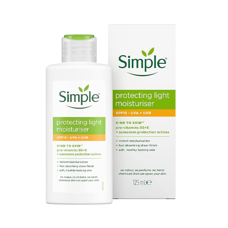 کرم مرطوب‌کننده و محافظت‌کننده سیمپل مدل Protecting Light Moisturiser SPF 15 حجم 125 میل