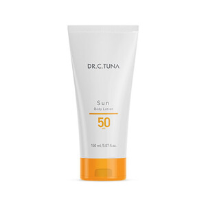 لوسیون ضدآفتاب بی‌رنگ SPF50 فارماسی مدل Sun Protection حجم 150 میلی‌لیتر