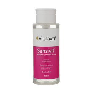 محلول پاککننده آرایش پاککننده و آبرسان مناسب پوستهای حساس ویتالیر مدل SensiVit حجم 250 میل
