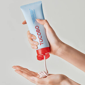 فوم شوینده خاک رس و نارگیل توکوبو مدل Coconut Clay Cleansing Foam حجم 150 میل