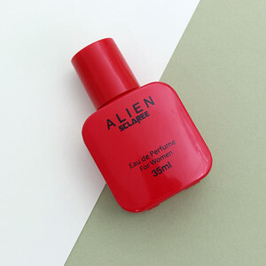 ادوپرفیوم زنانه اسکلاره مدل Alien حجم 35 میل